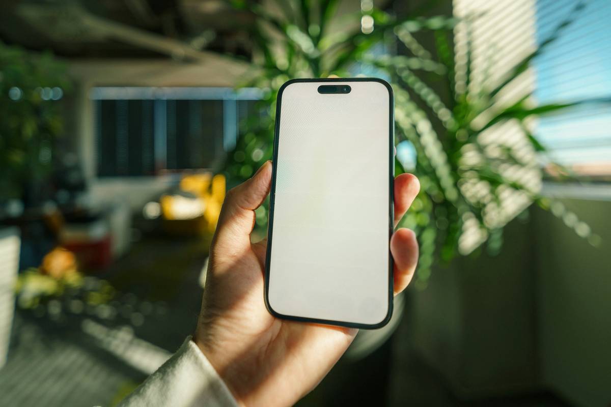 Why Your Business Phone Project Management Sync Is Failing (And How to Fix It in 2024)
